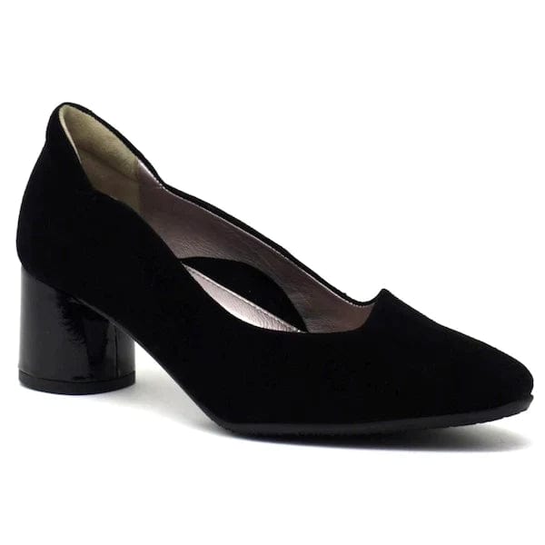 7.97.02 Evelyn Pump Black