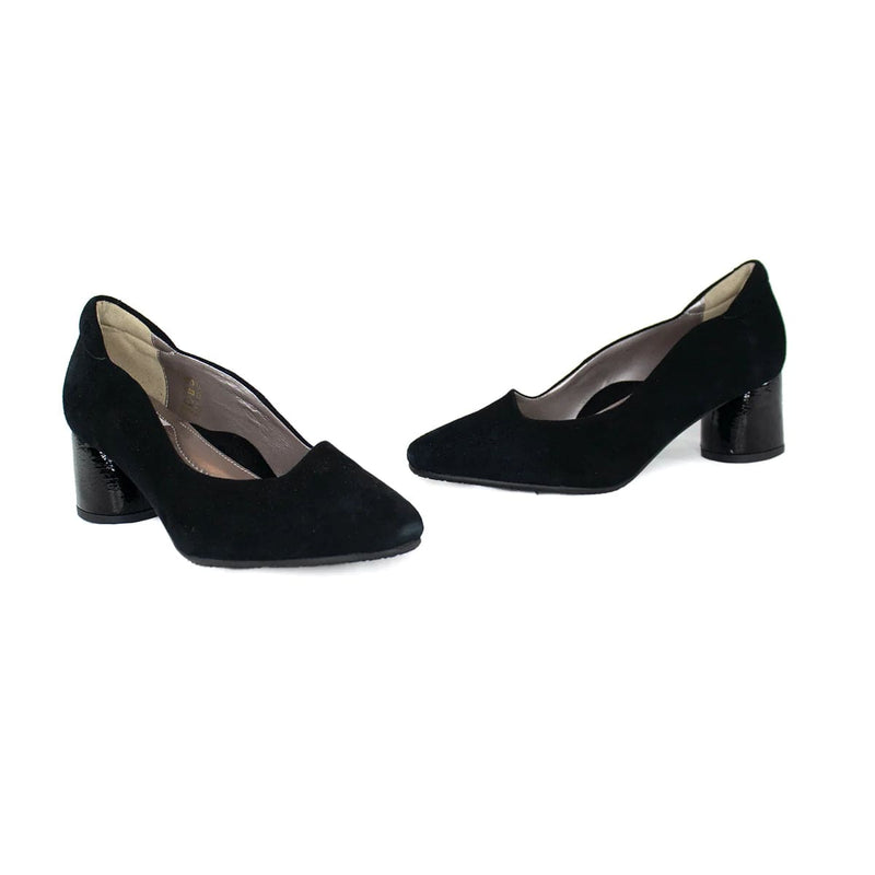 7.97.02 Evelyn Pump Black