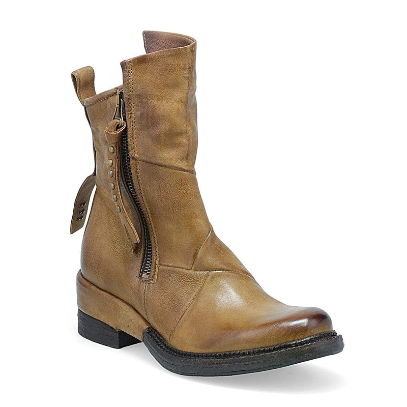 A.S.98 Stratford Boot Wheat