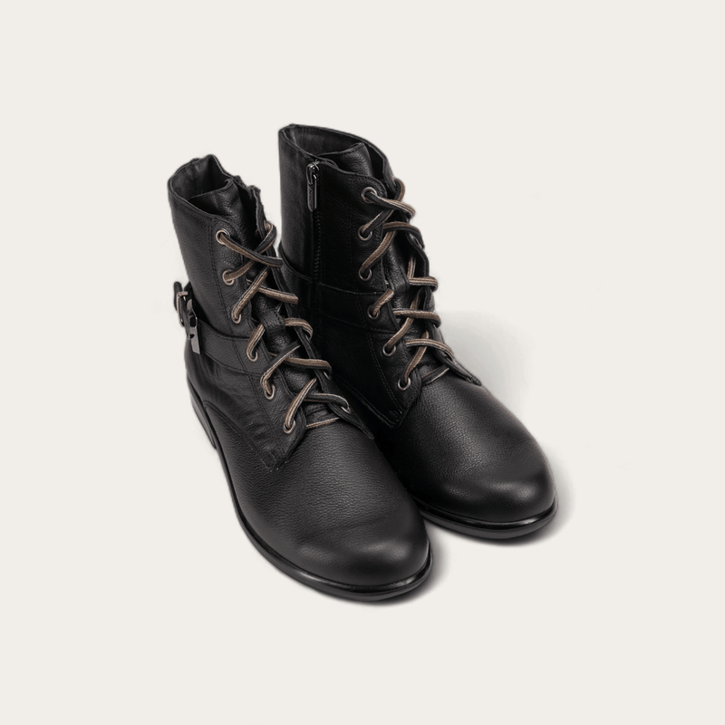 Alize  Black Leather - Naot