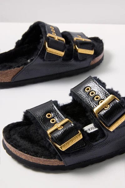 Arizona Shearling Black Patent W/ Gold MED/NAR