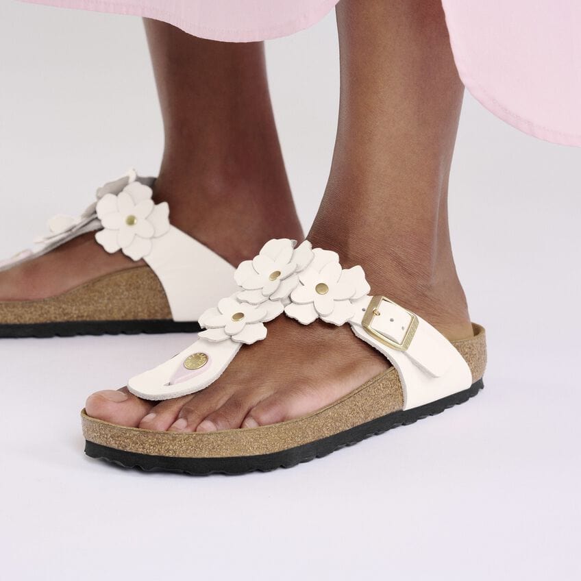 Birkenstock Gizeh Flowers Light Rose – Shoooz On Park Ave