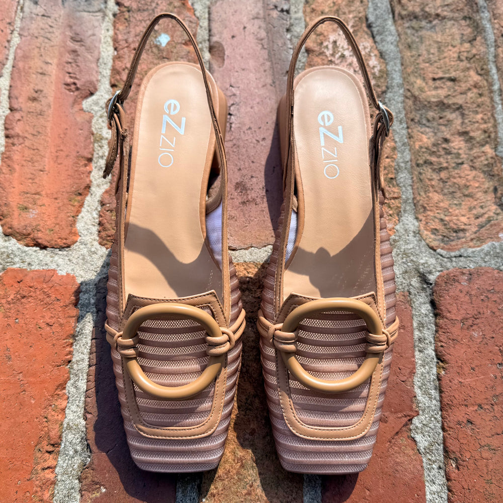 Circle Heel by Ezzio - Camel