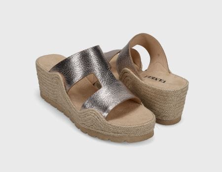Cyril by Vaneli  - Shell Grained