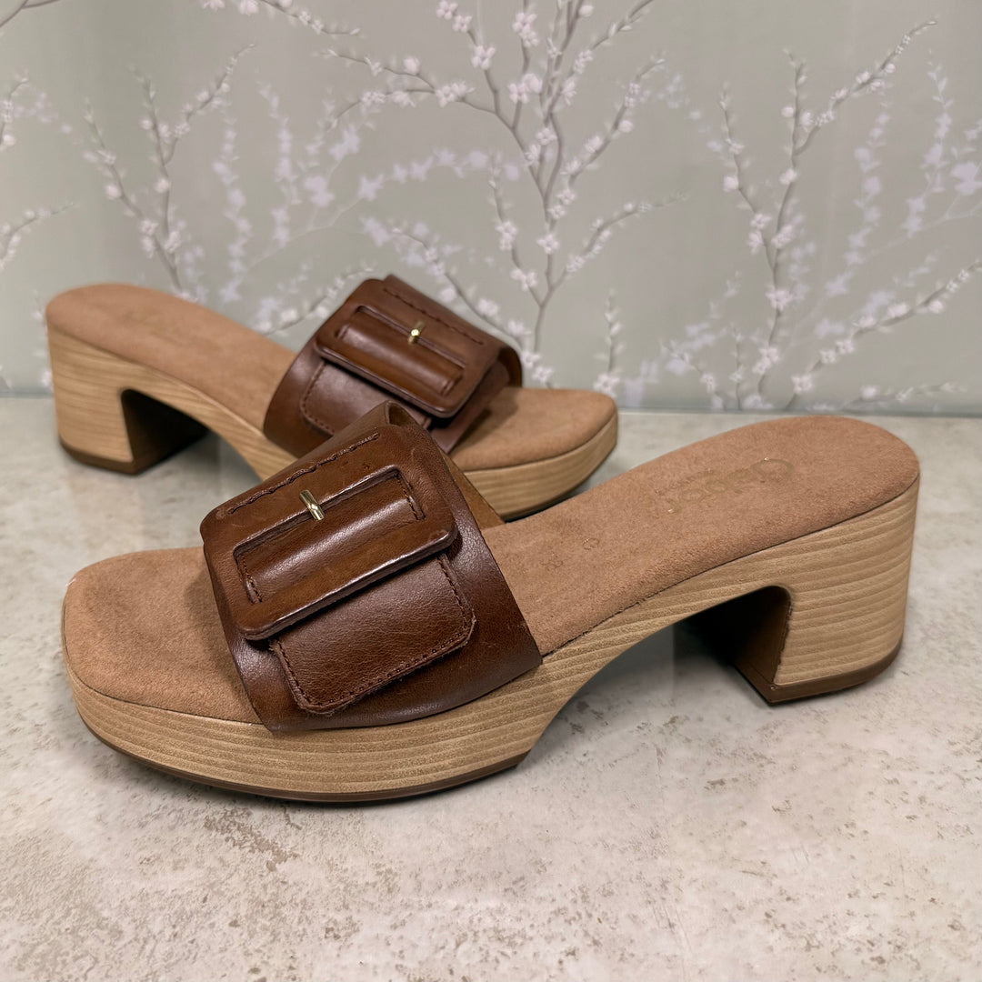 Gabor Buckle Heel Camel 52