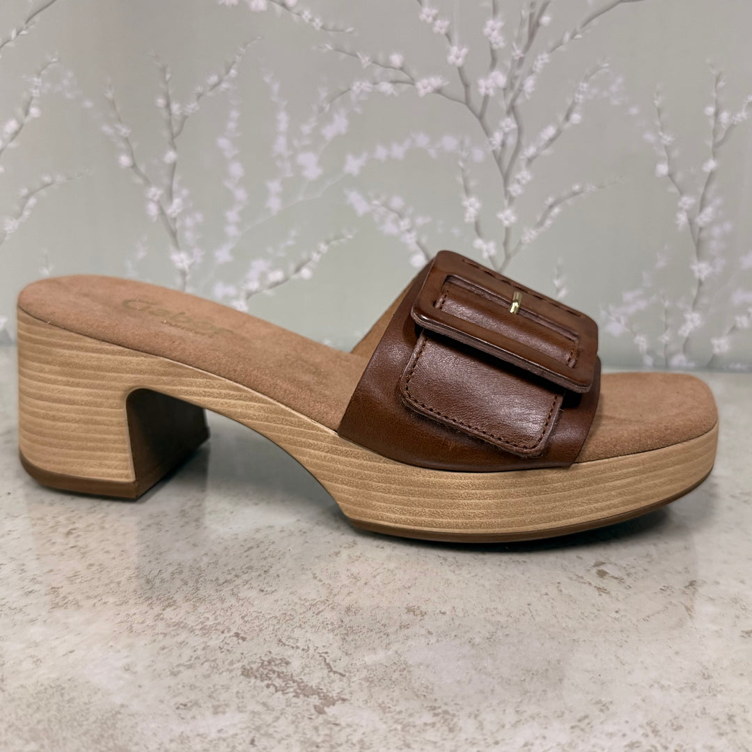 Gabor Buckle Heel Camel 52