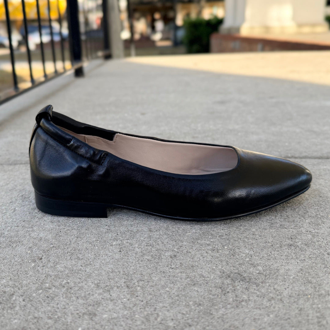 Lali Flat by Softwaves - Black