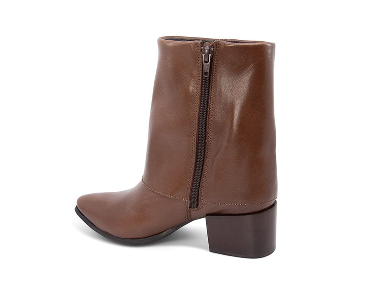 Leeza Brown Leather