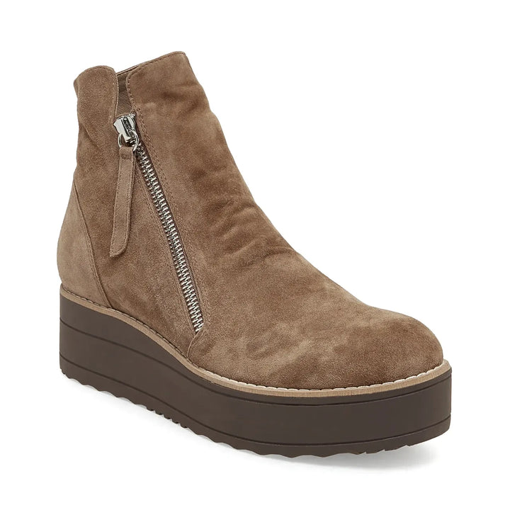 Nene by Silent D - Light Chocolate Suede