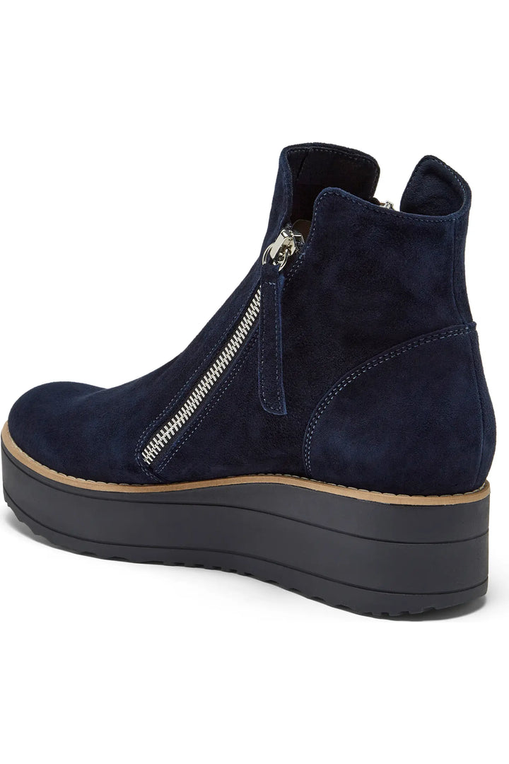Nene by SIlent D - Navy Suede