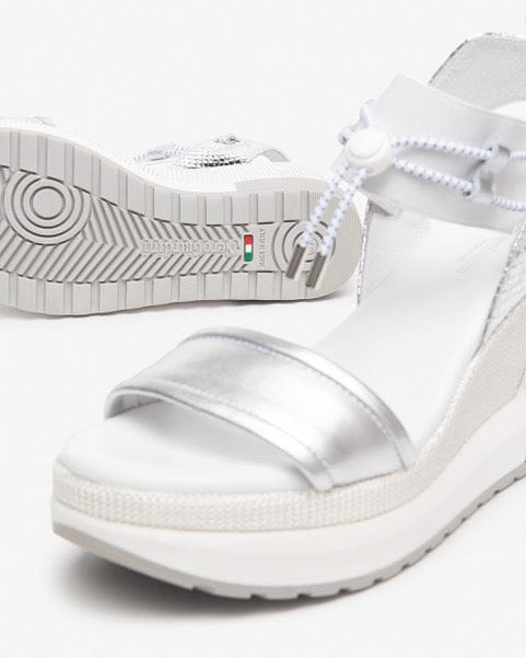 NeroGiardini Wedge 2025 Silver Metallic