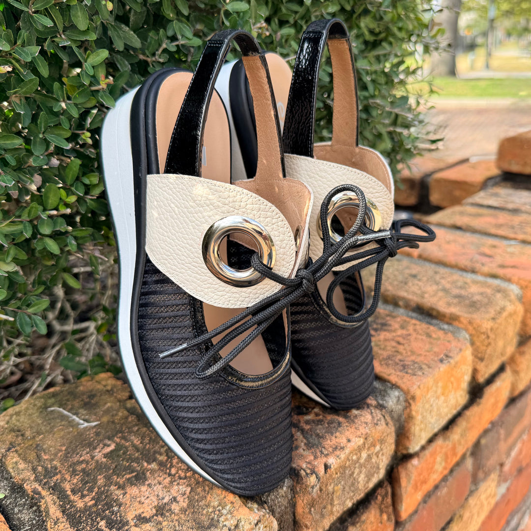 Sporty Tie by Ezzio - Black / Beige