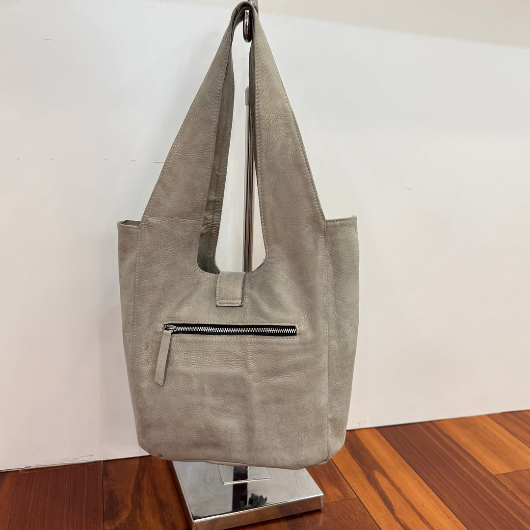 Tyler Tote by Laggo
