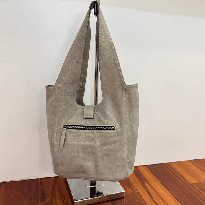 Tyler Tote by Laggo