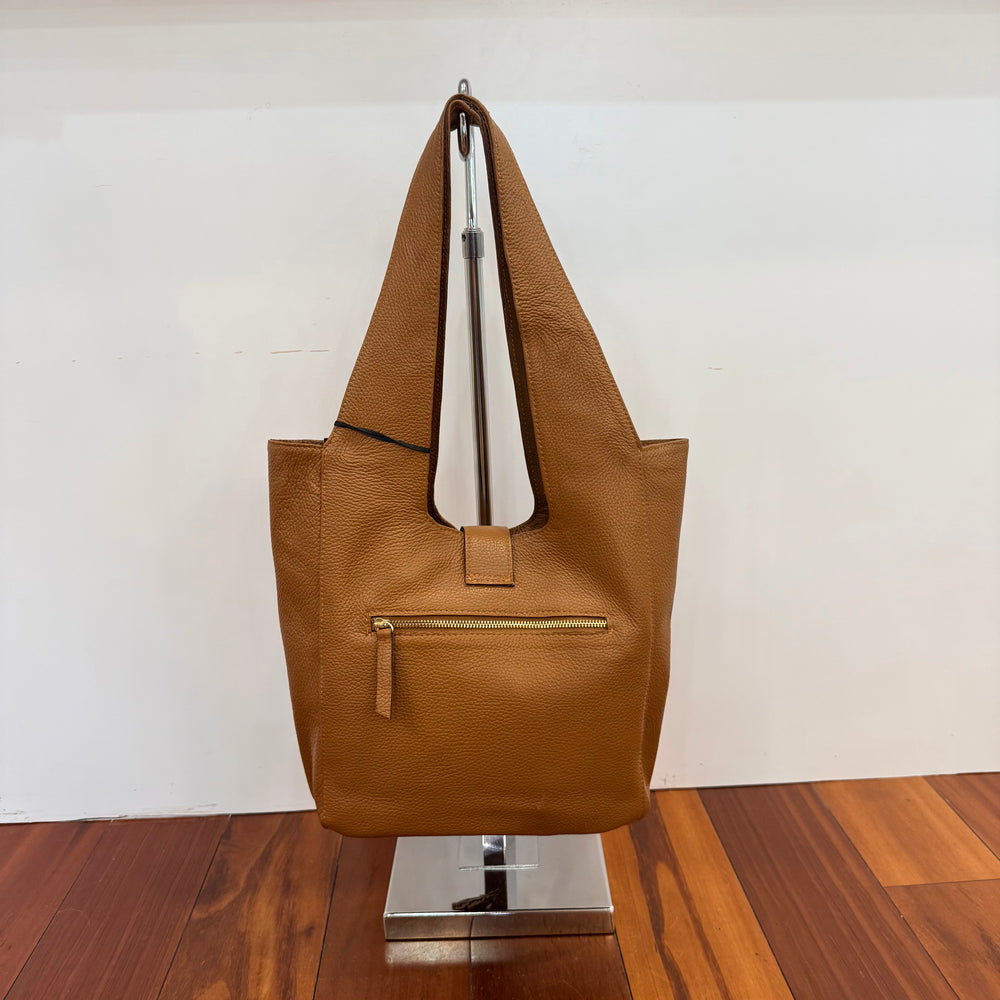 Tyler Tote by Laggo