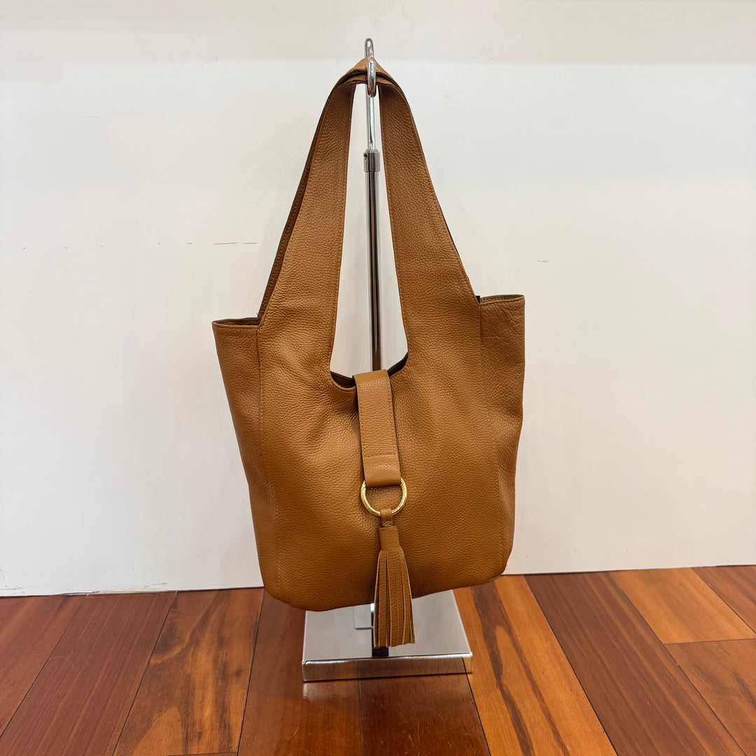 Tyler Tote by Laggo